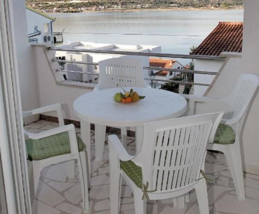 Apartments Maja - Sea View Trogir Dış mekan fotoğraf