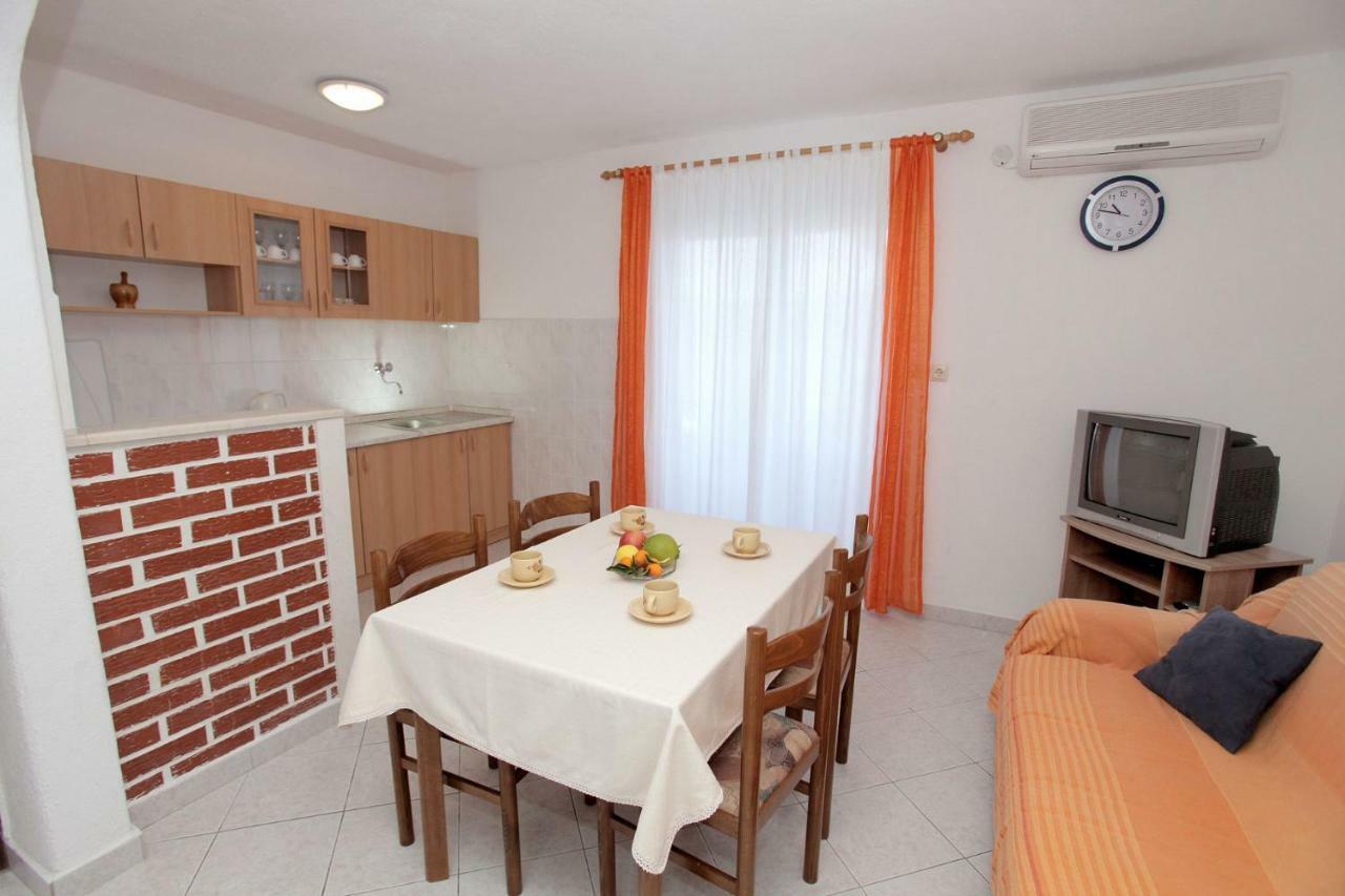 Apartments Maja - Sea View Trogir Dış mekan fotoğraf