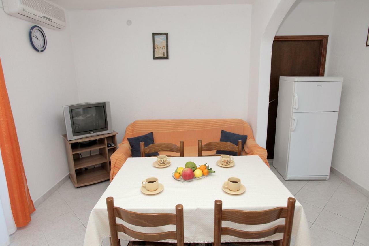 Apartments Maja - Sea View Trogir Dış mekan fotoğraf