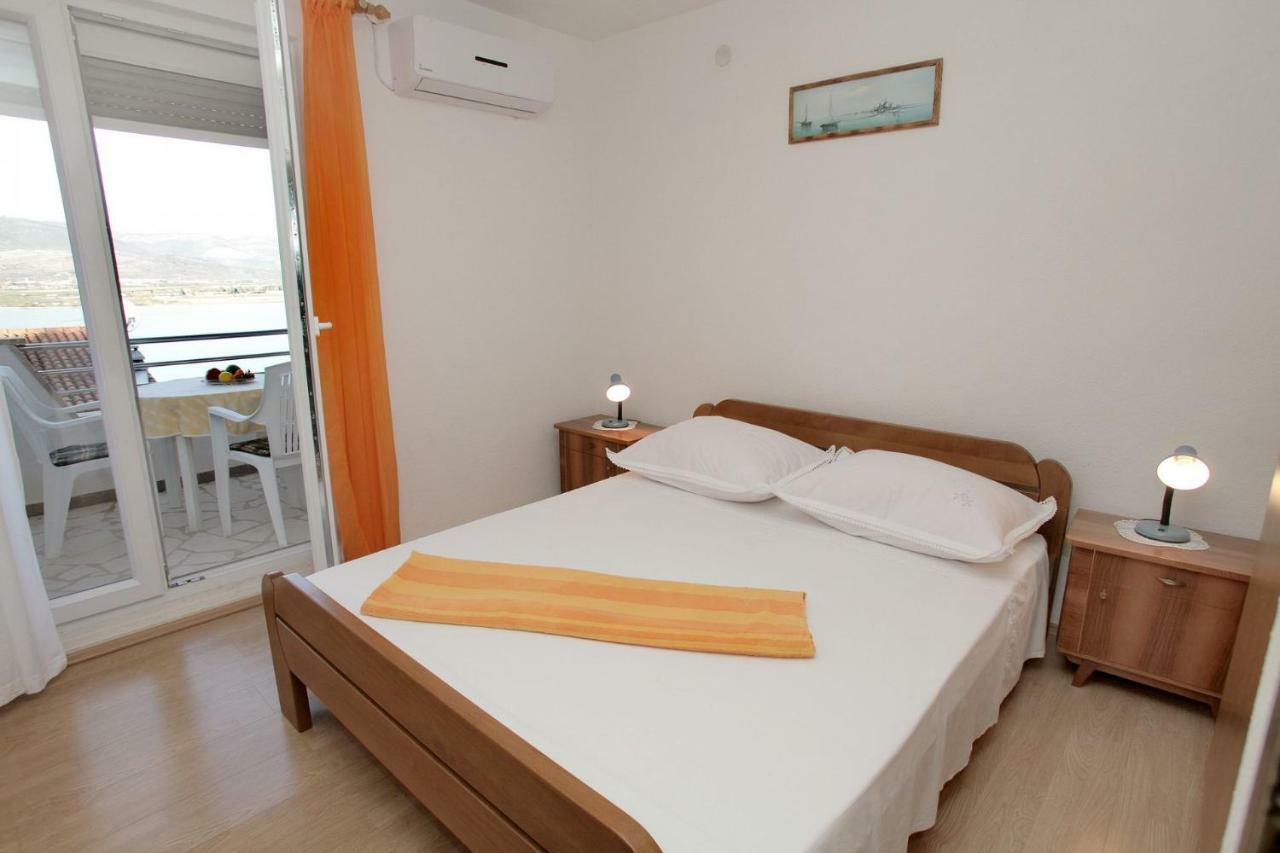 Apartments Maja - Sea View Trogir Dış mekan fotoğraf